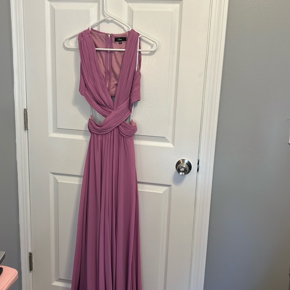 Stunning Lulu’s Gown